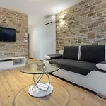 Bareta Apartman Trogir