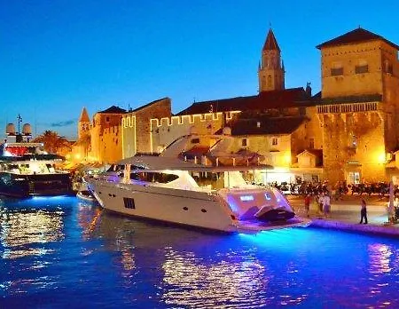 Apartment Bareta Trogir