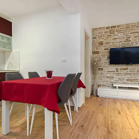 Apartment Bareta Trogir