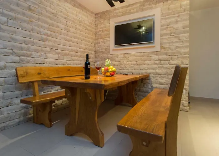 Bareta * تروغير