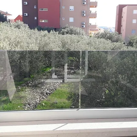 Bareta * Τρογκίρ